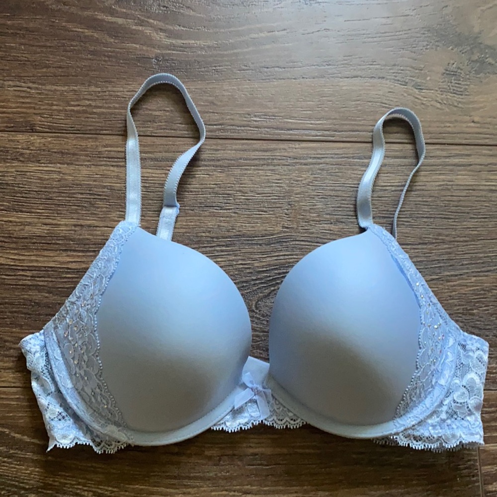 Victoria’s Secrets Push Up Bra
